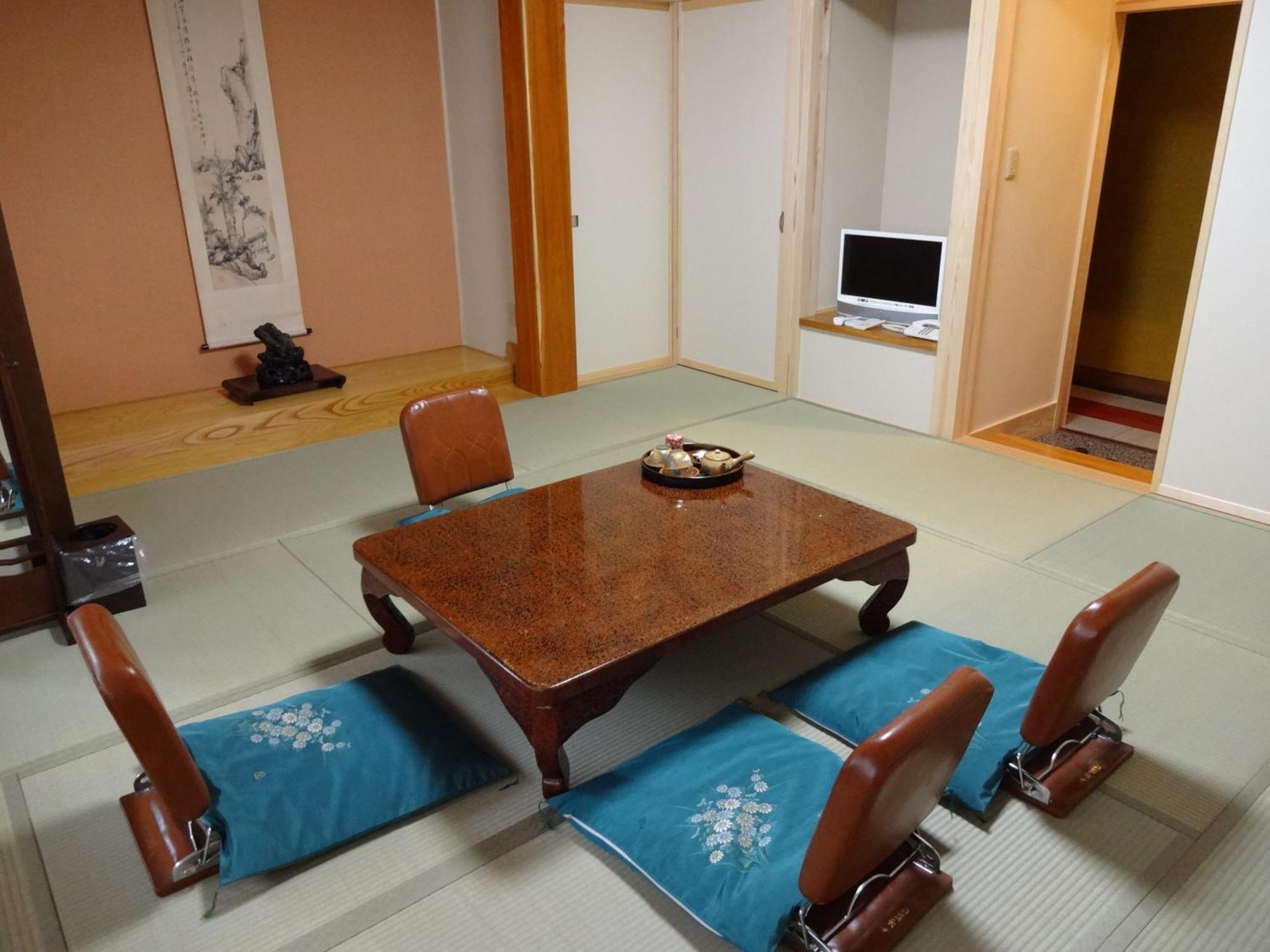 Chuokan Shimizuya Ryokan Nagano Værelse billede
